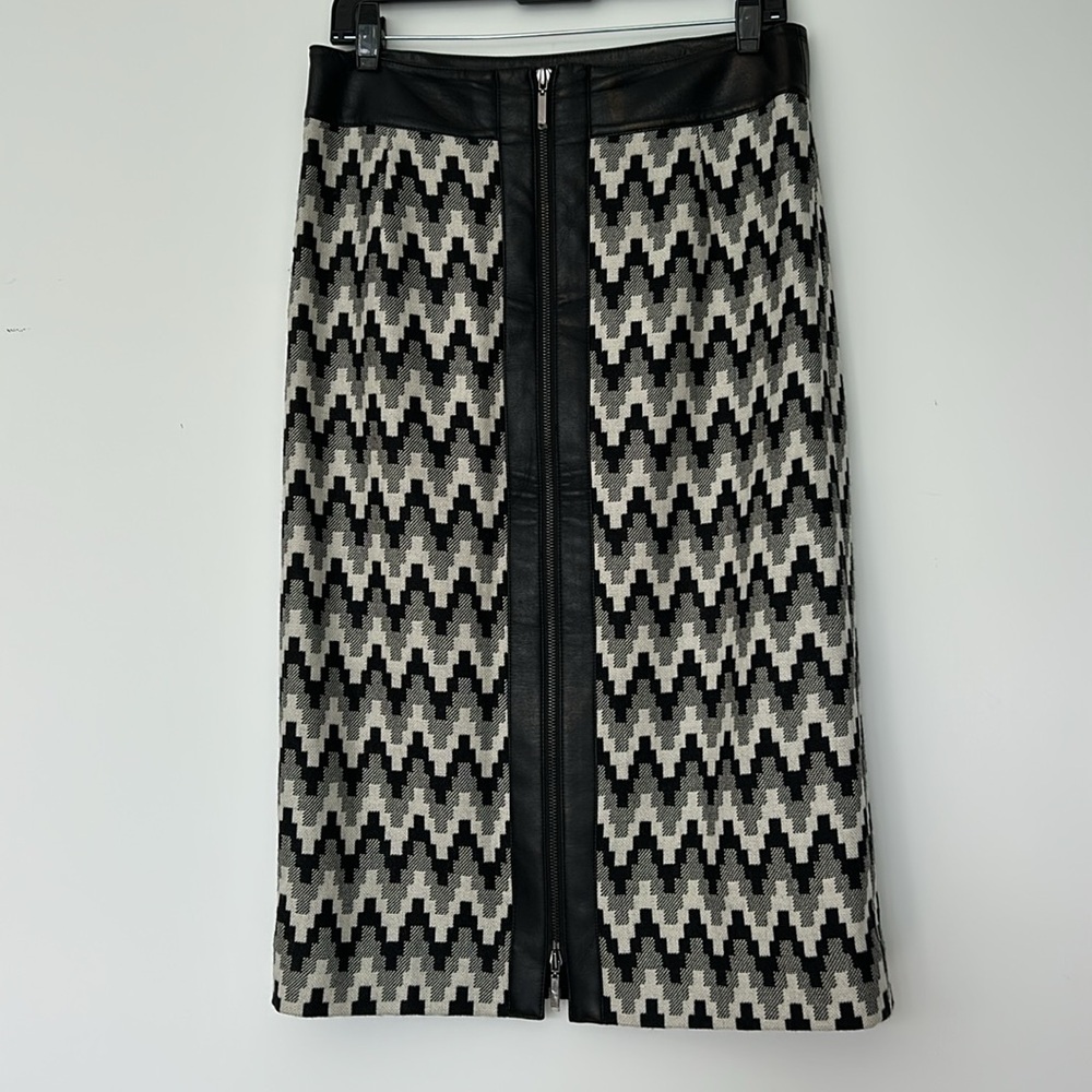 Carlisle Black and Gray Geometric Pencil Skirt with matching scarf